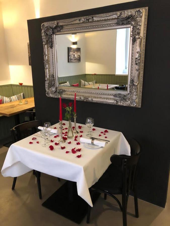 Hotel Restaurant Goldenes Ross Gollheim 외부 사진
