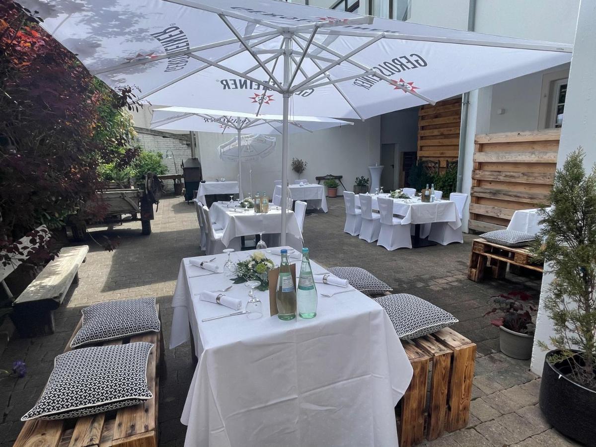 Hotel Restaurant Goldenes Ross Gollheim 외부 사진