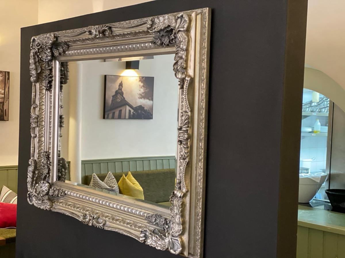 Hotel Restaurant Goldenes Ross Gollheim 외부 사진