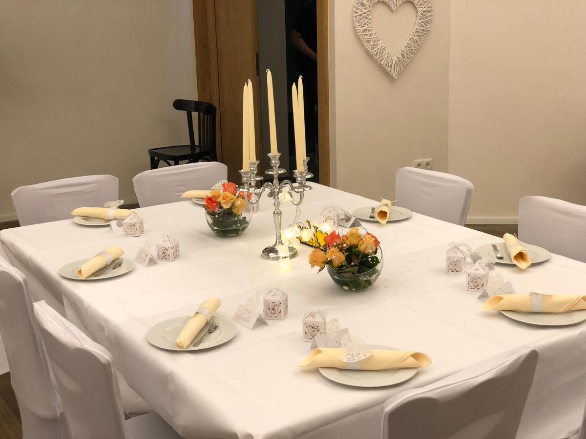 Hotel Restaurant Goldenes Ross Gollheim 외부 사진