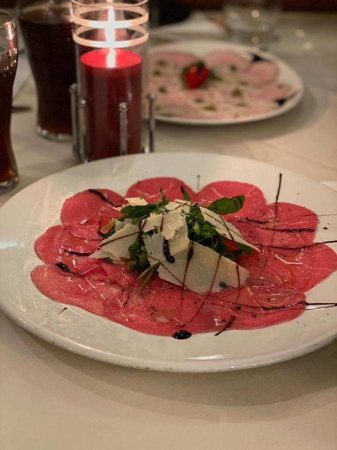 Hotel Restaurant Goldenes Ross Gollheim 외부 사진